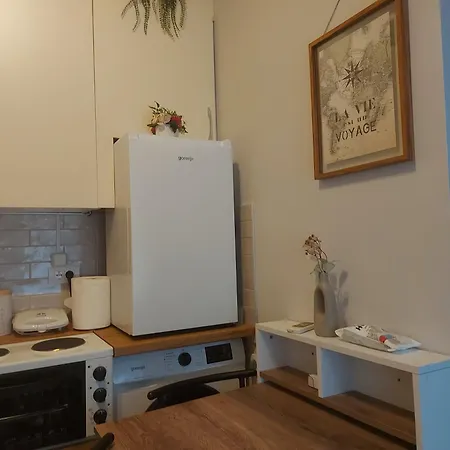 Centrocentro With Balcony Apartman *