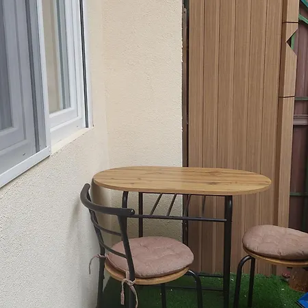 Apartman Centrocentro With Balcony Újvidék